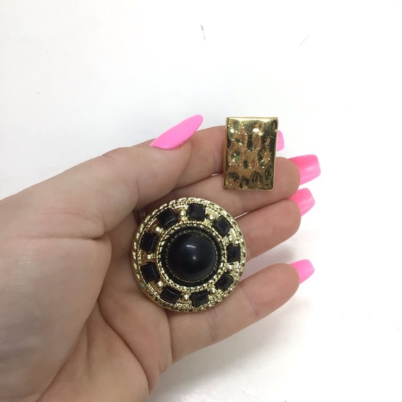 (2) Pairs Chunky Statement Clip-on Earrings Lot 4 - Picture 6 of 6